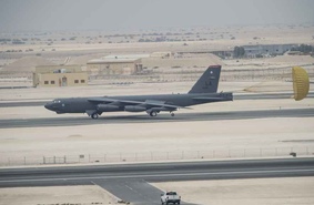 Американские стратегические бомбардировщики В-52Н атакуют объекты ИГИЛ в Ираке